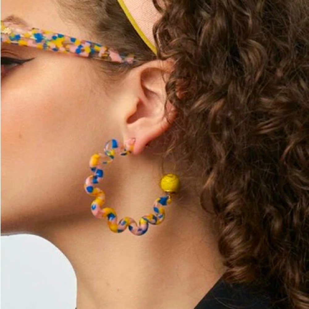 🌟Oversized Squiggle Hoop Earrings🌟